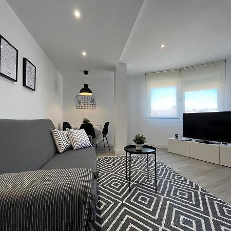 Apartamento Villamediana Suite Villamediana de Iregua Esterno foto
